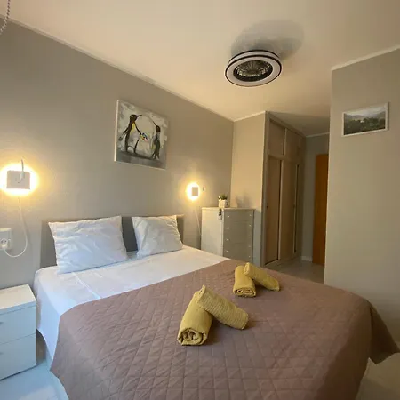 Casa Magdalena 2-bedroom Between The Locos And Del Cura Beaches * Torrevieja