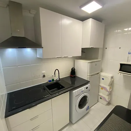 Huoneisto Casa Magdalena 2-bedroom Between The Locos And Del Cura Beaches Torrevieja